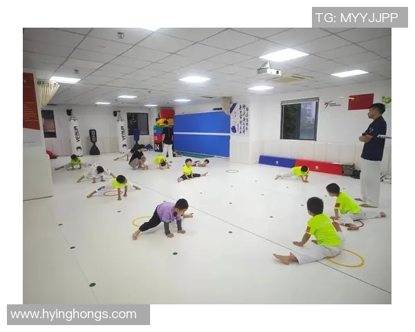 跆拳道技术与精神修养的完美结合探索:从基础动作到实战应用的全面分析 跆拳道技术与精神修养的完美结合探索:从基础动作到实战应用的全面分析
